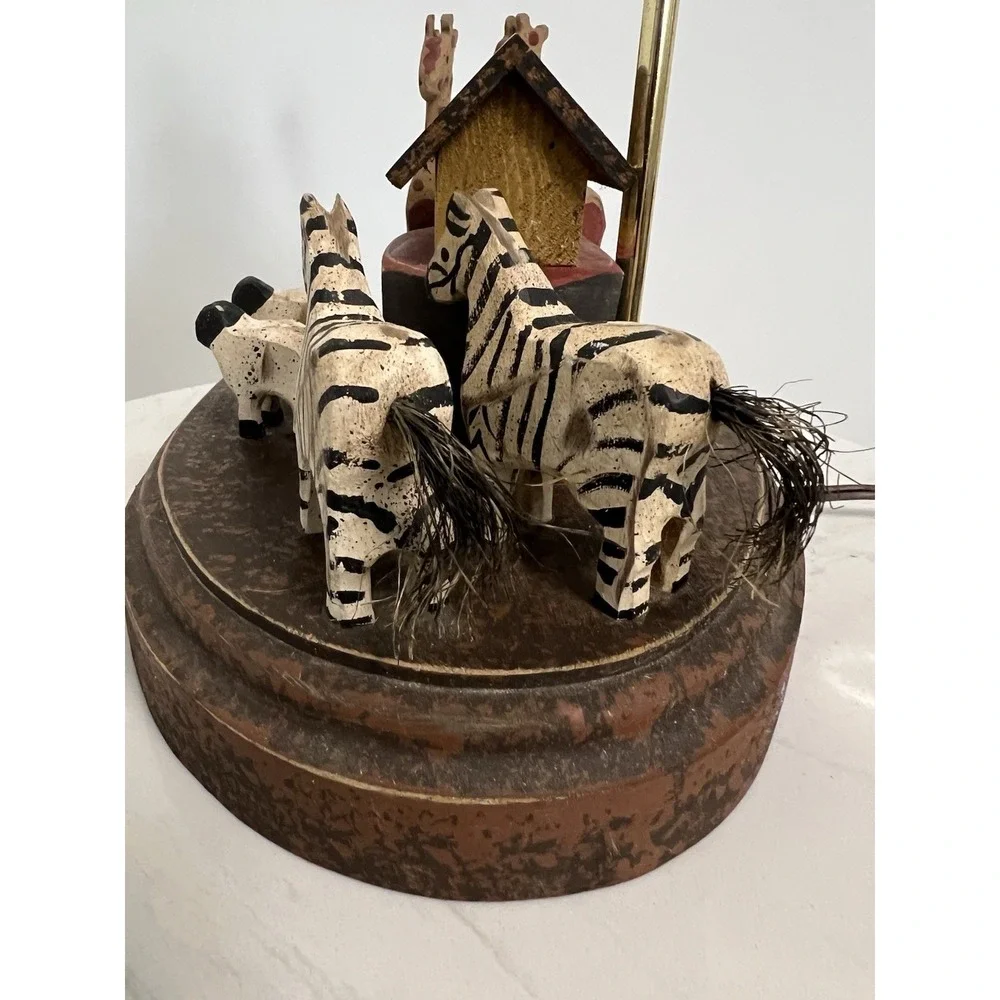 Hand Carved Wood Folk Art Vintage Lamp Noah's Arc Animals Boat Nursery Bible‎